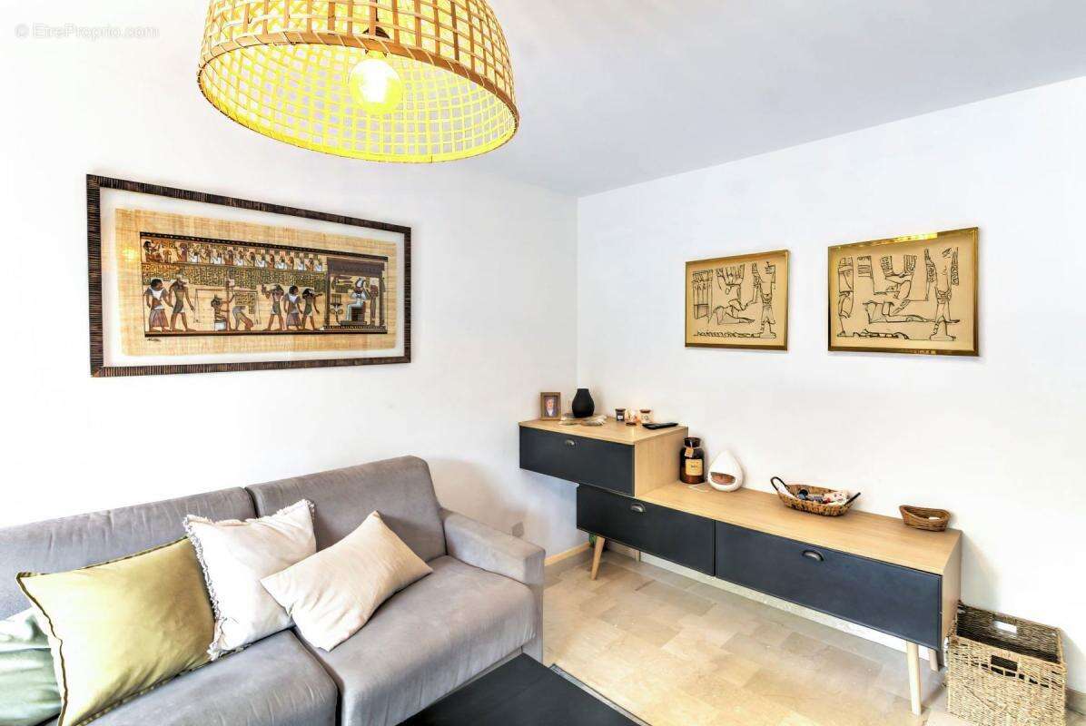 Appartement à LE CANNET