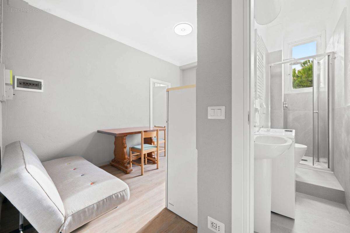 Appartement à BEAUSOLEIL