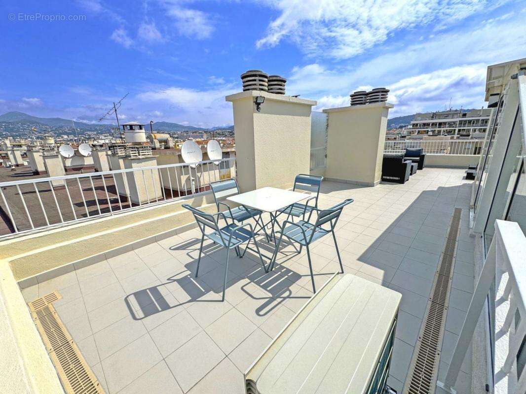 Appartement à NICE