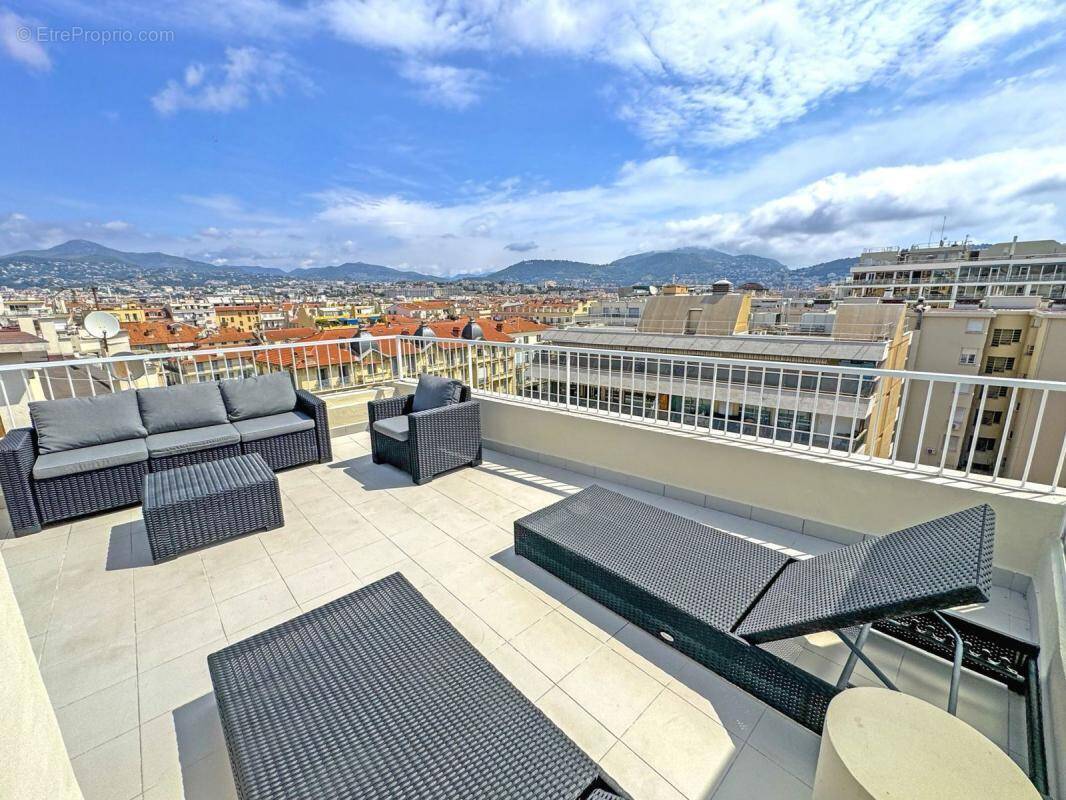 Appartement à NICE