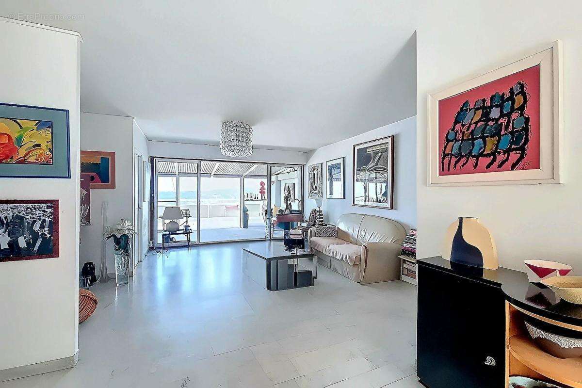 Appartement à VILLEFRANCHE-SUR-MER