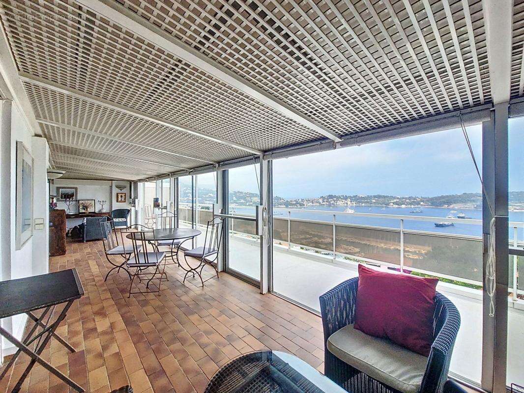Appartement à VILLEFRANCHE-SUR-MER
