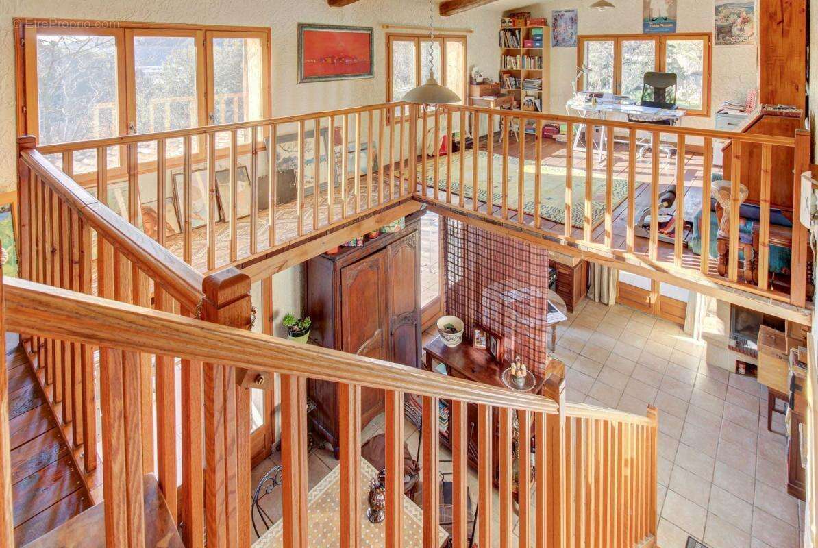 Maison à SAINT-MARTIN-DU-VAR