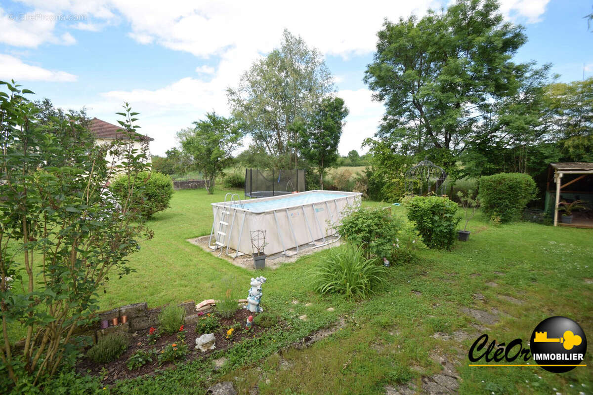 Maison à PONTAILLER-SUR-SAONE