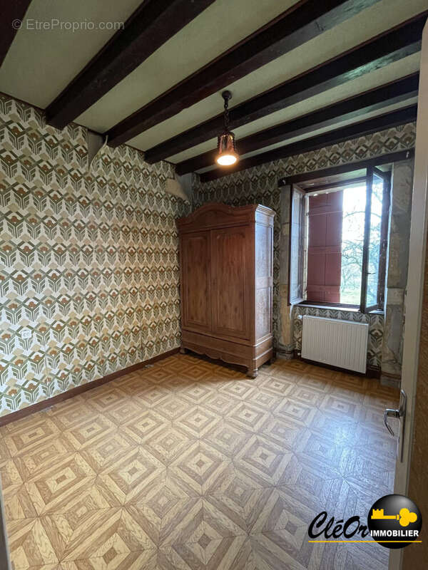 Maison à LA CHAPELLE-NAUDE