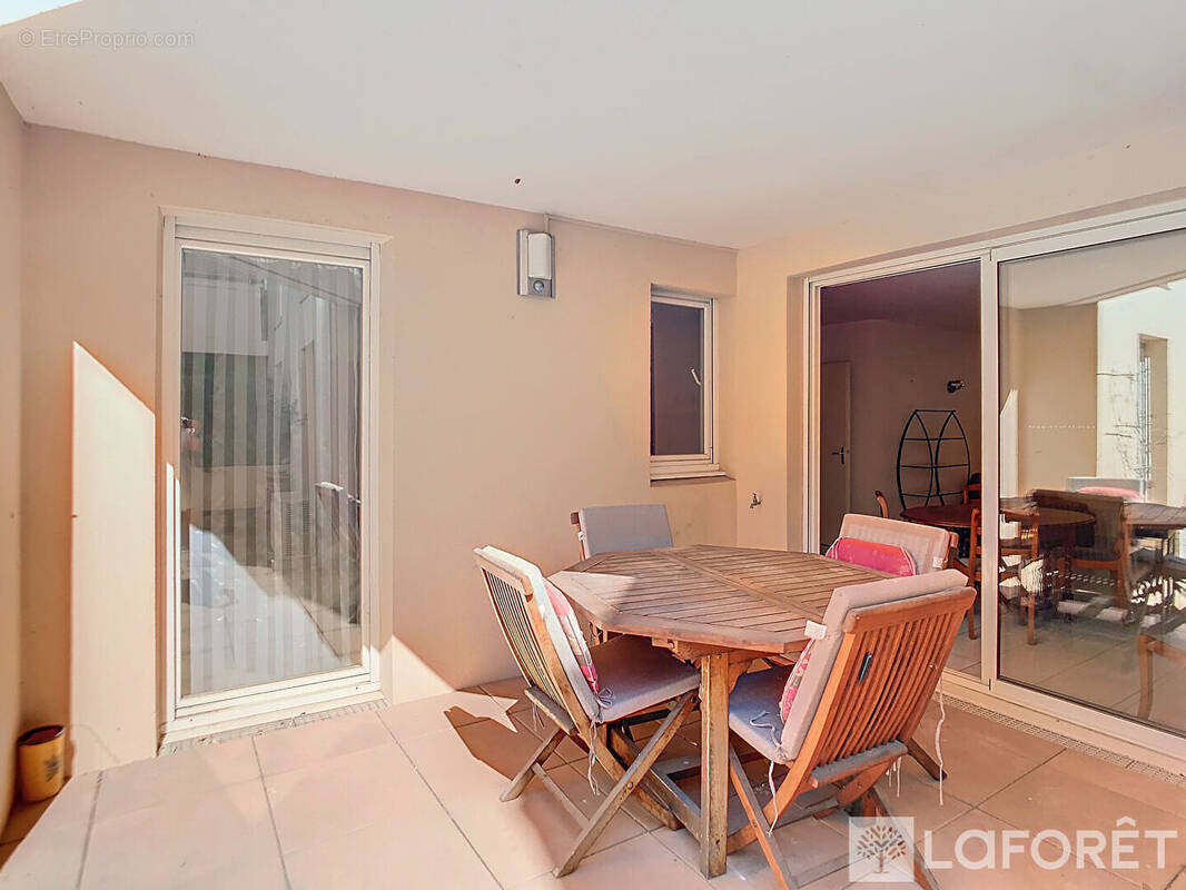 Appartement à HYERES