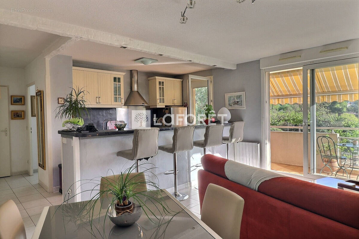 Appartement à HYERES