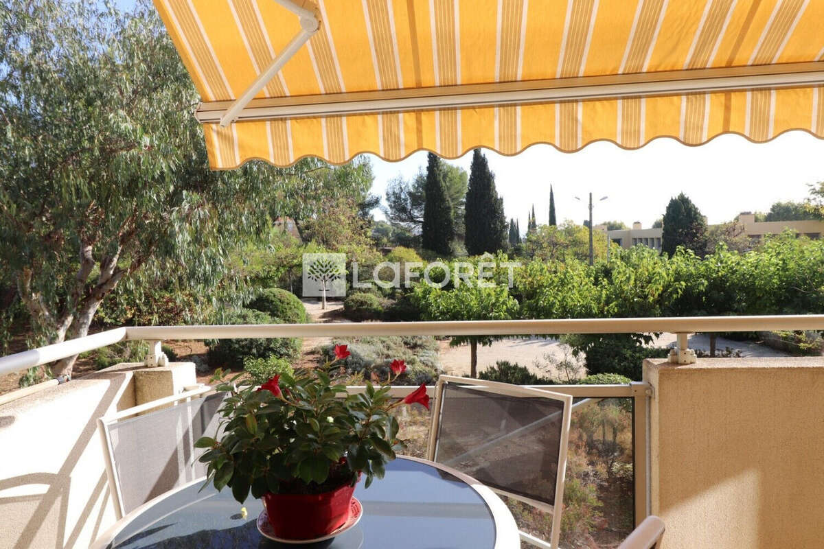 Appartement à HYERES