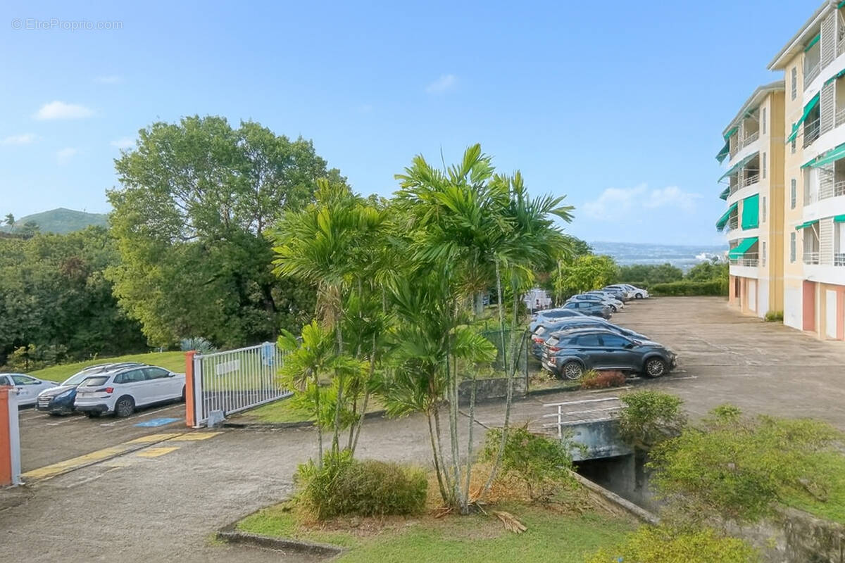 Appartement à LES TROIS-ILETS