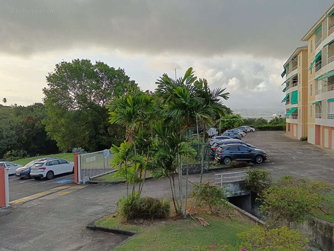 Appartement à LES TROIS-ILETS