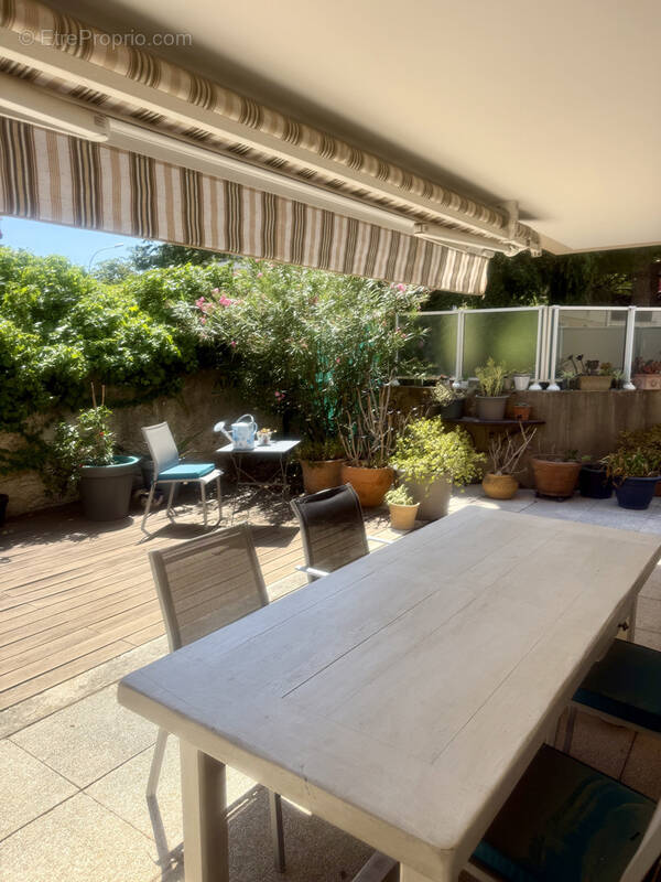 Appartement à MARSEILLE-9E