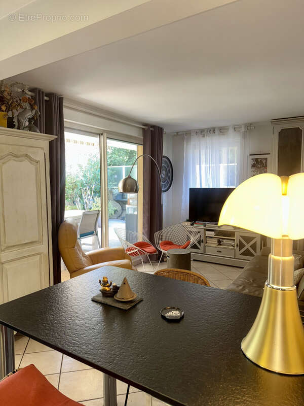Appartement à MARSEILLE-9E