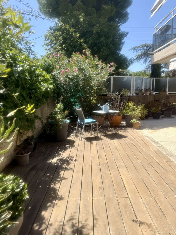 Appartement à MARSEILLE-9E