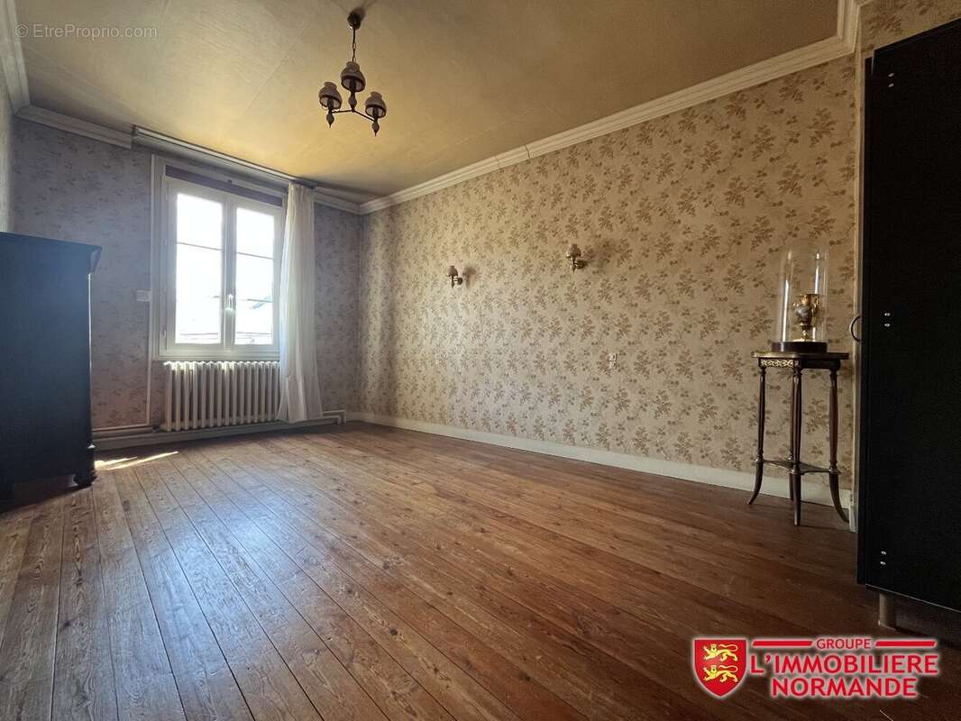 Maison à PACY-SUR-EURE