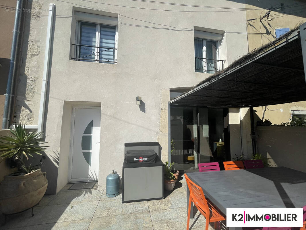 Maison à MONTELIMAR