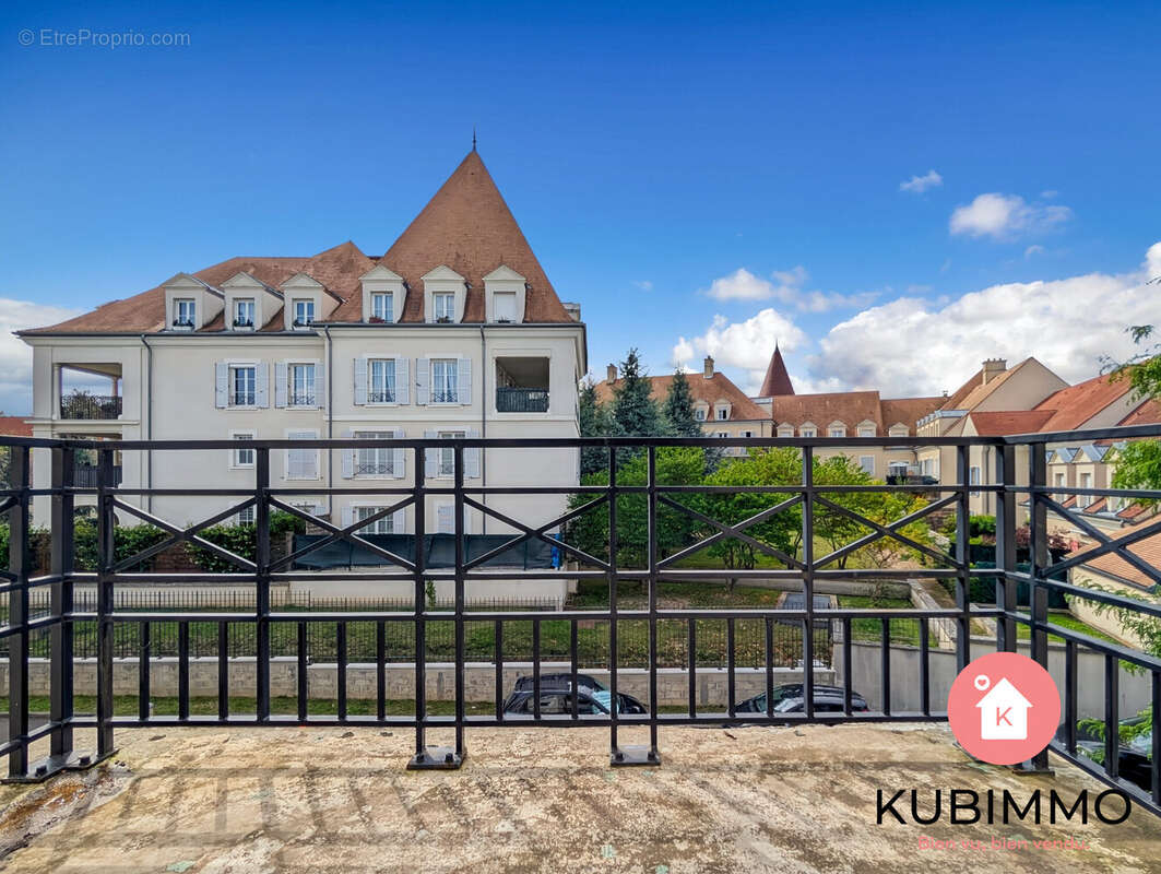 Appartement à MAGNY-LE-HONGRE
