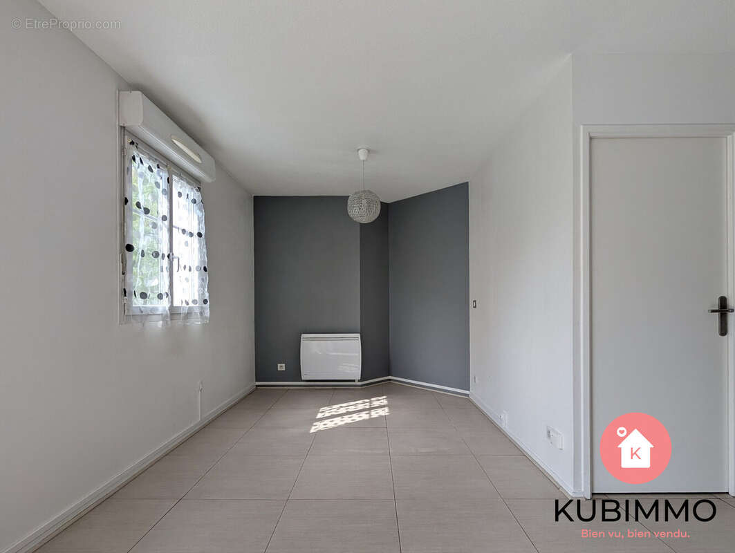 Appartement à MAGNY-LE-HONGRE