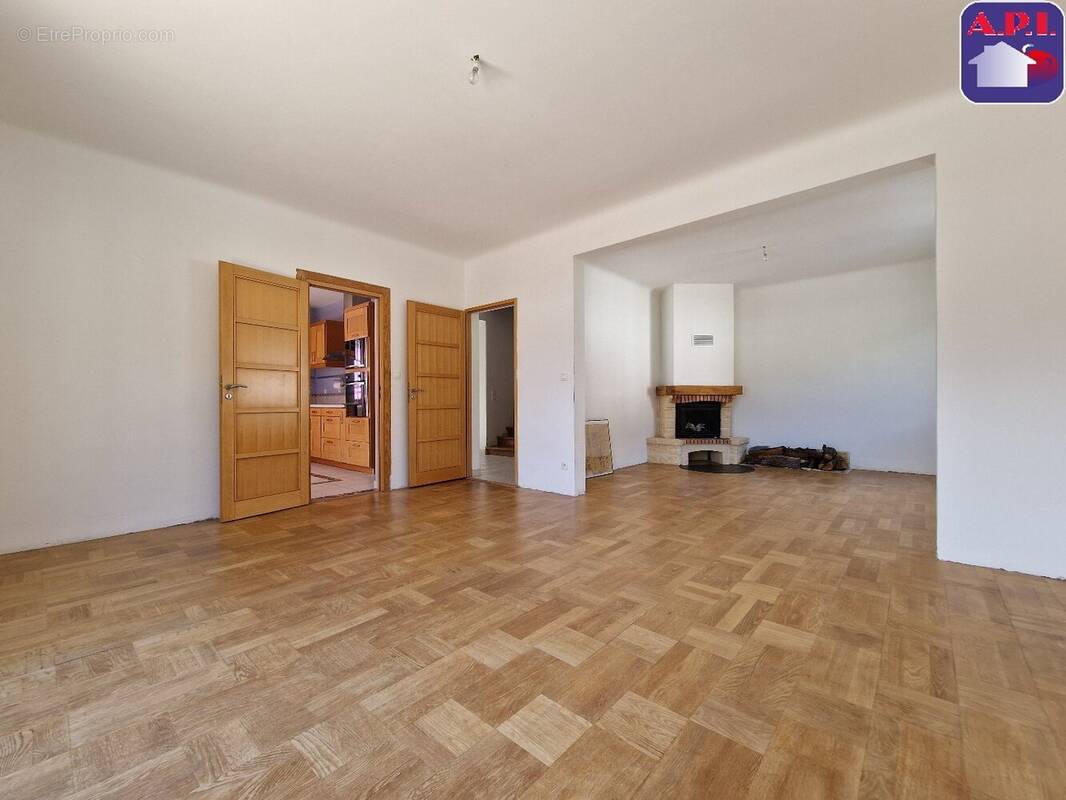 Maison à TARASCON-SUR-ARIEGE