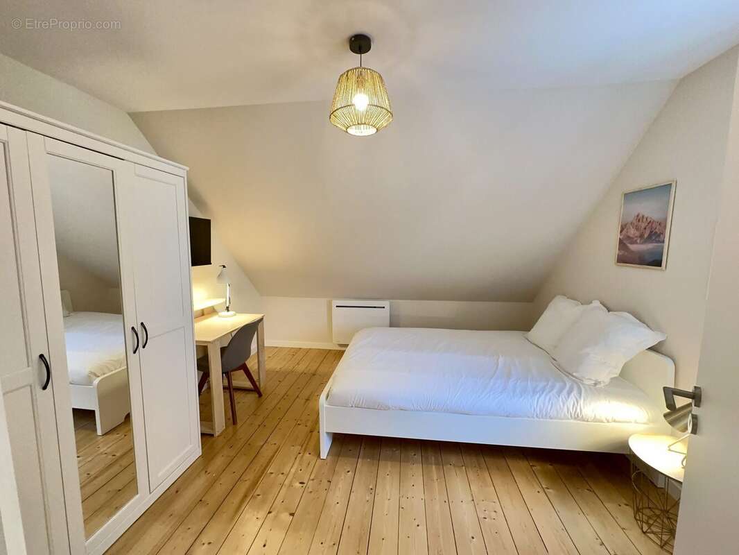 Chambre 7 - Appartement à SCHILTIGHEIM