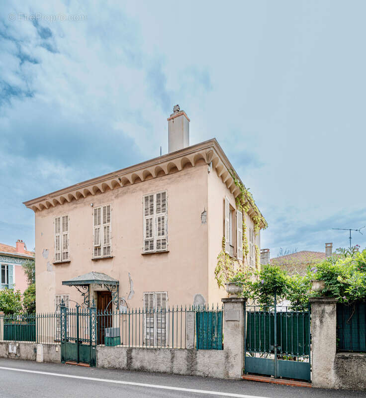 Maison à VILLEFRANCHE-SUR-MER