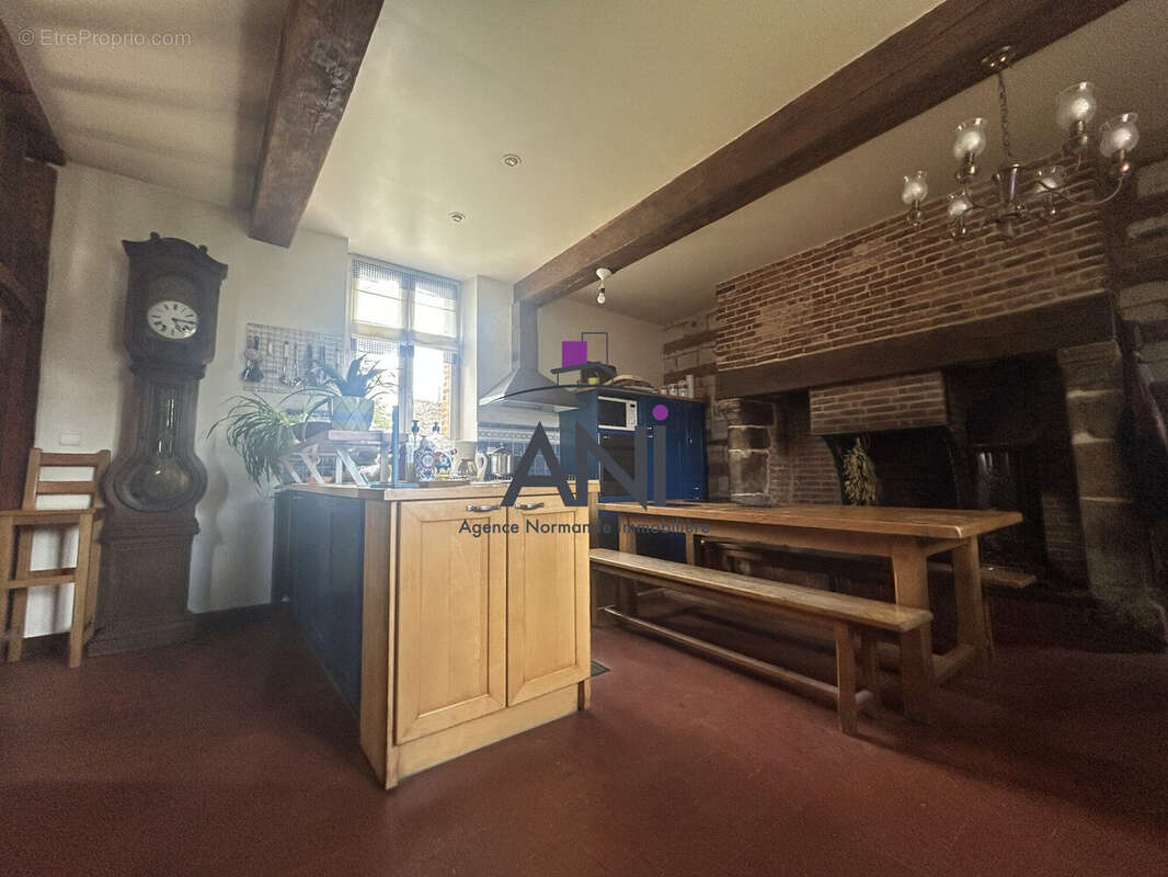 Maison à ARQUES-LA-BATAILLE