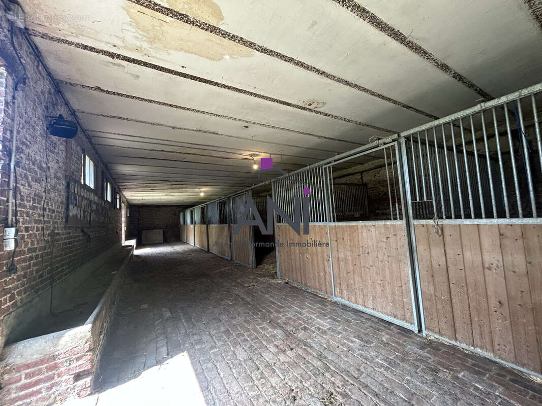 Maison à ARQUES-LA-BATAILLE