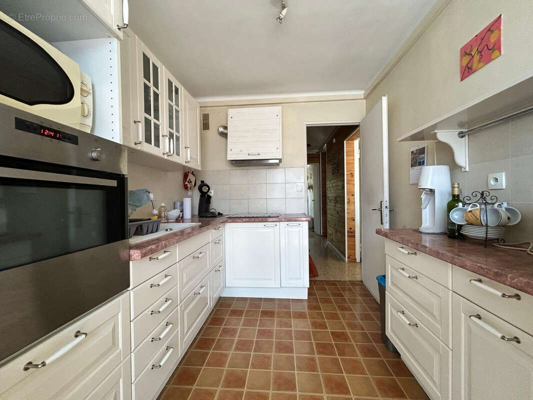 Appartement à MARSEILLE-13E