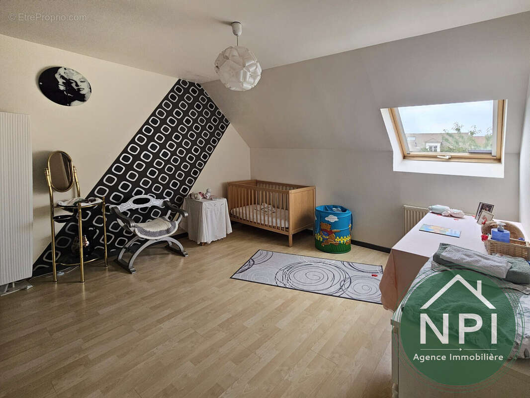 Maison à GRISY-SUISNES