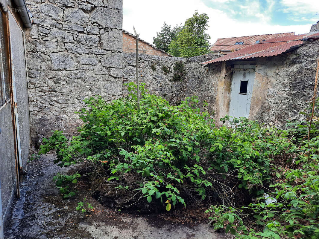 Maison à LA CAVALERIE