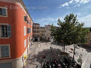 Appartement à VALLAURIS