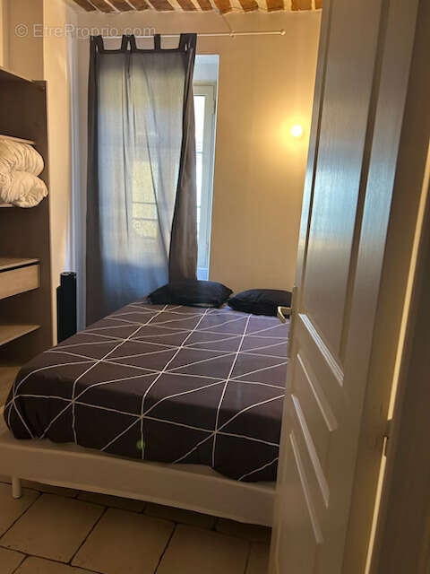 Appartement à VALLAURIS