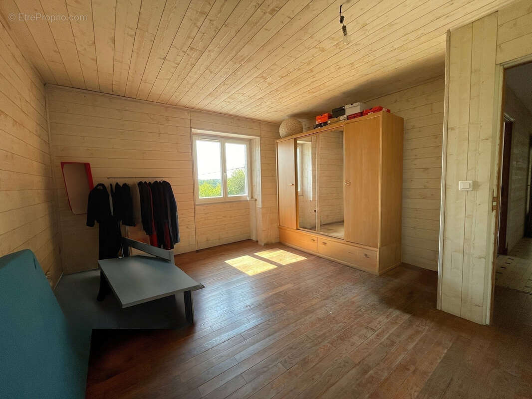 Maison à SAINT-CYPRIEN