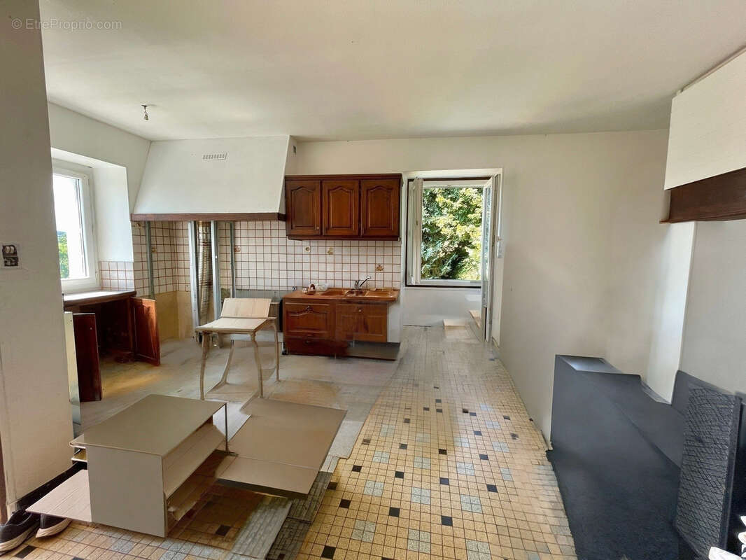 Maison à SAINT-CYPRIEN