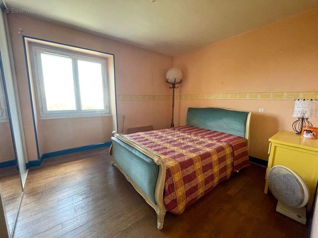 Maison à SAINT-CYPRIEN