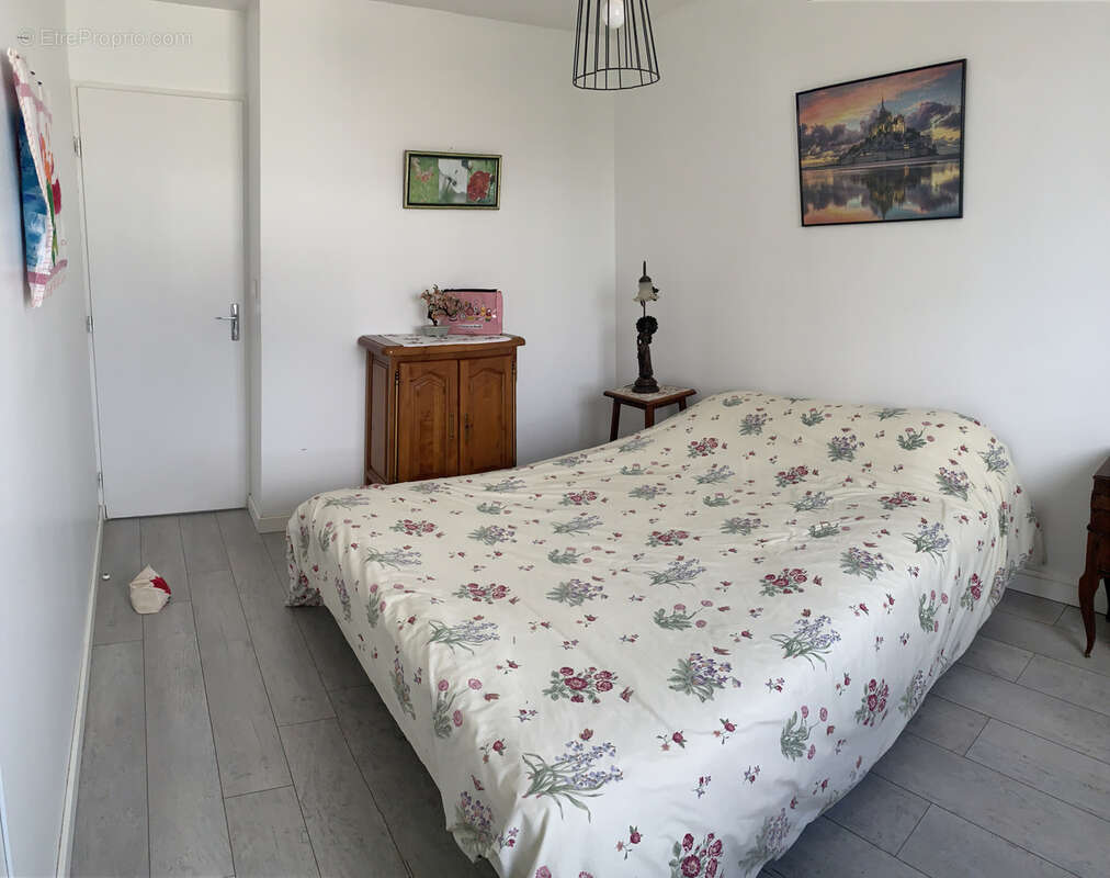 Maison à SAINT-JEAN-D'ANGELY