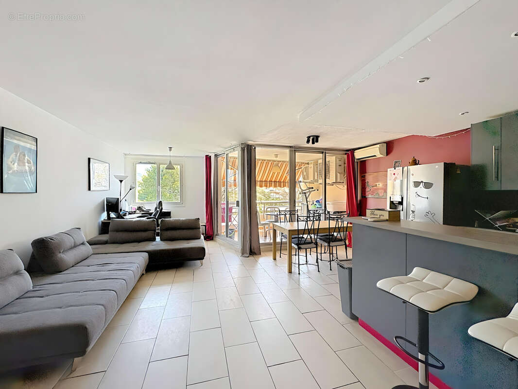 Appartement à MARSEILLE-12E