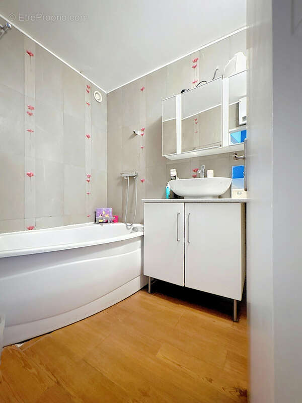 Appartement à MARSEILLE-12E