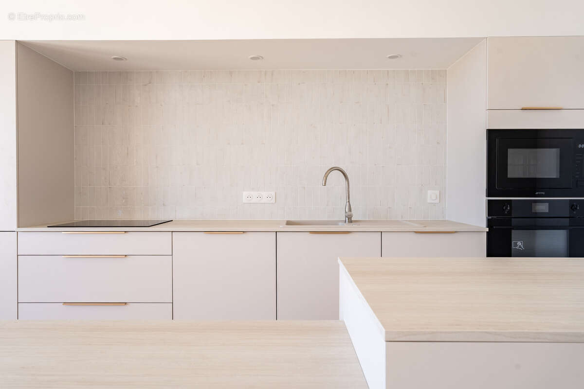 Appartement à MARSEILLE-2E