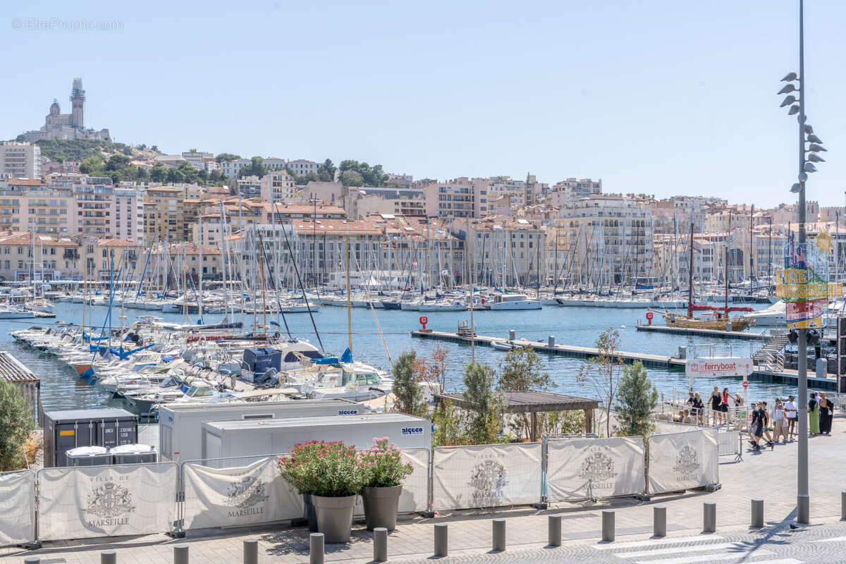 Appartement à MARSEILLE-2E