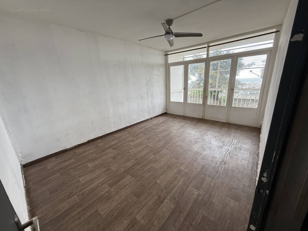 Appartement à SAINT-DENIS