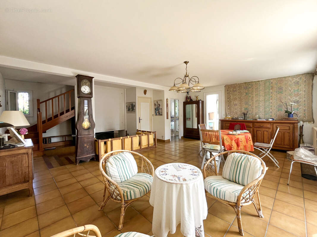 Maison à SAINT-GEORGES-DE-DIDONNE