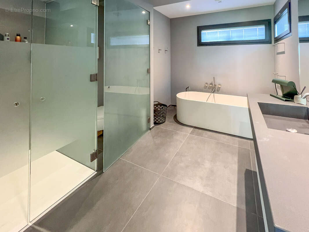 Maison à CAVALAIRE-SUR-MER