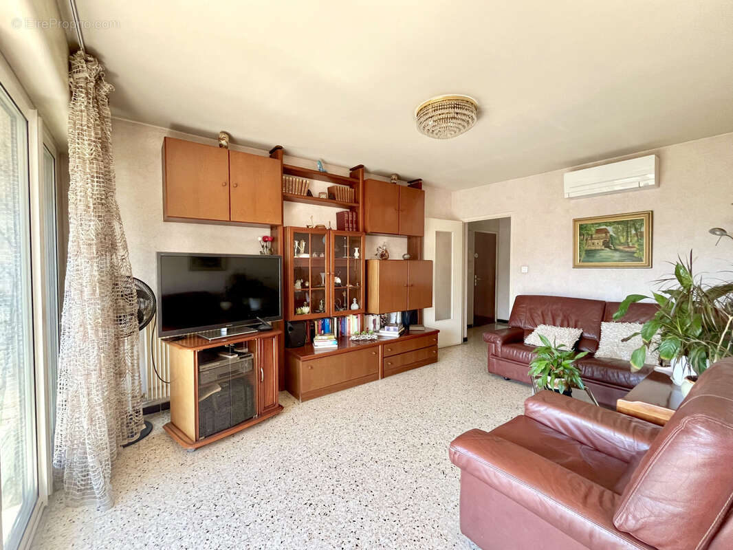 Appartement à MARSEILLE-8E