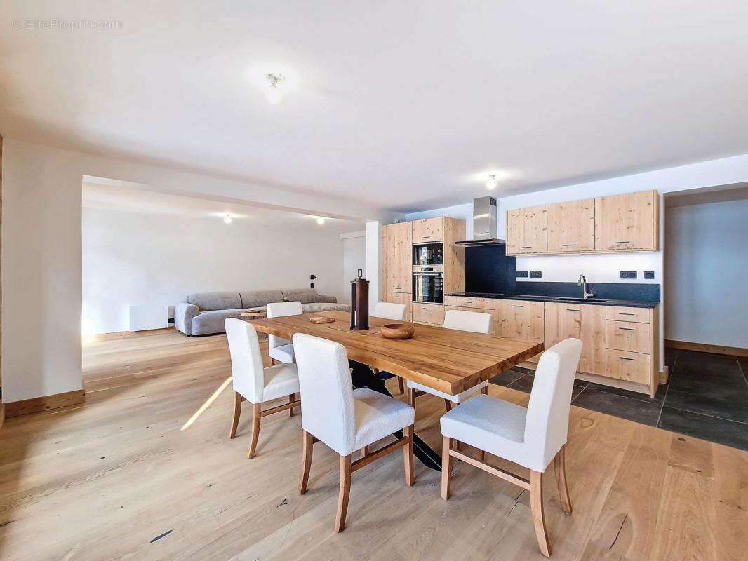 Appartement à SAINT-MARTIN-DE-BELLEVILLE