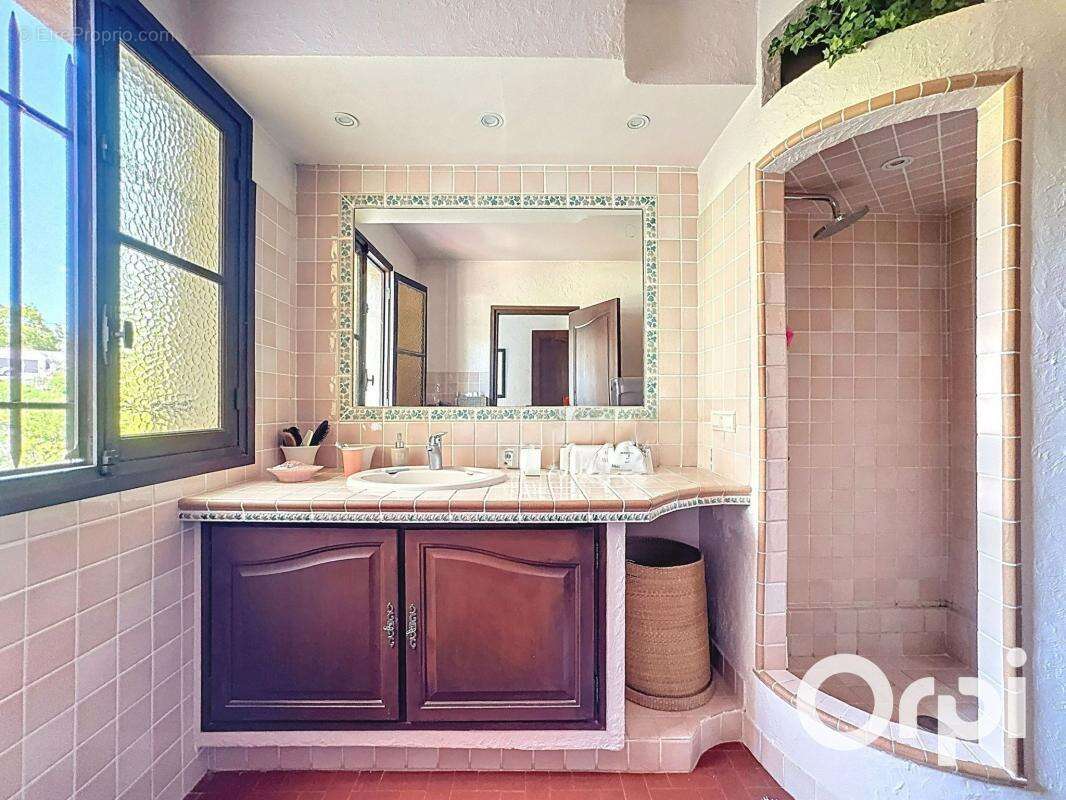 Maison à LA COLLE-SUR-LOUP