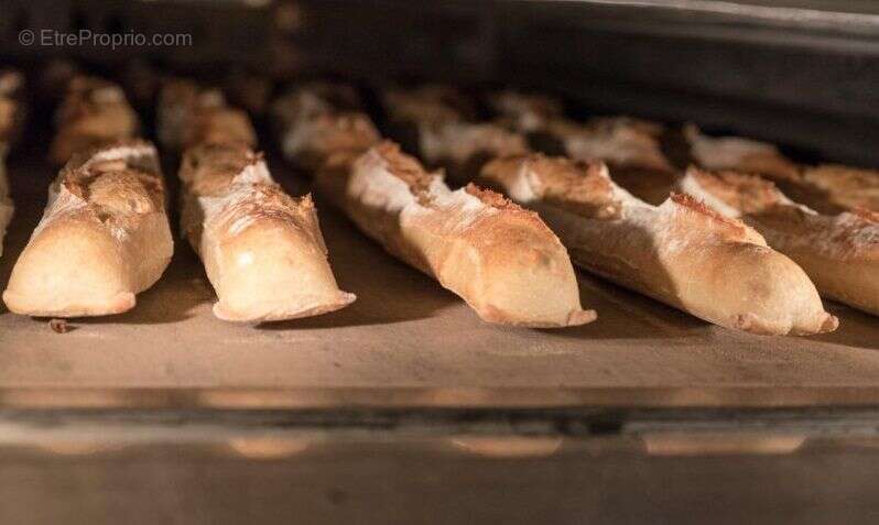 Commerce à GARDANNE