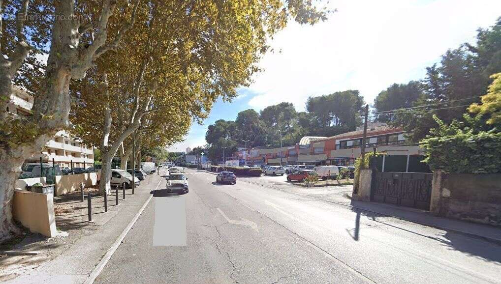 Commerce à MARSEILLE-13E