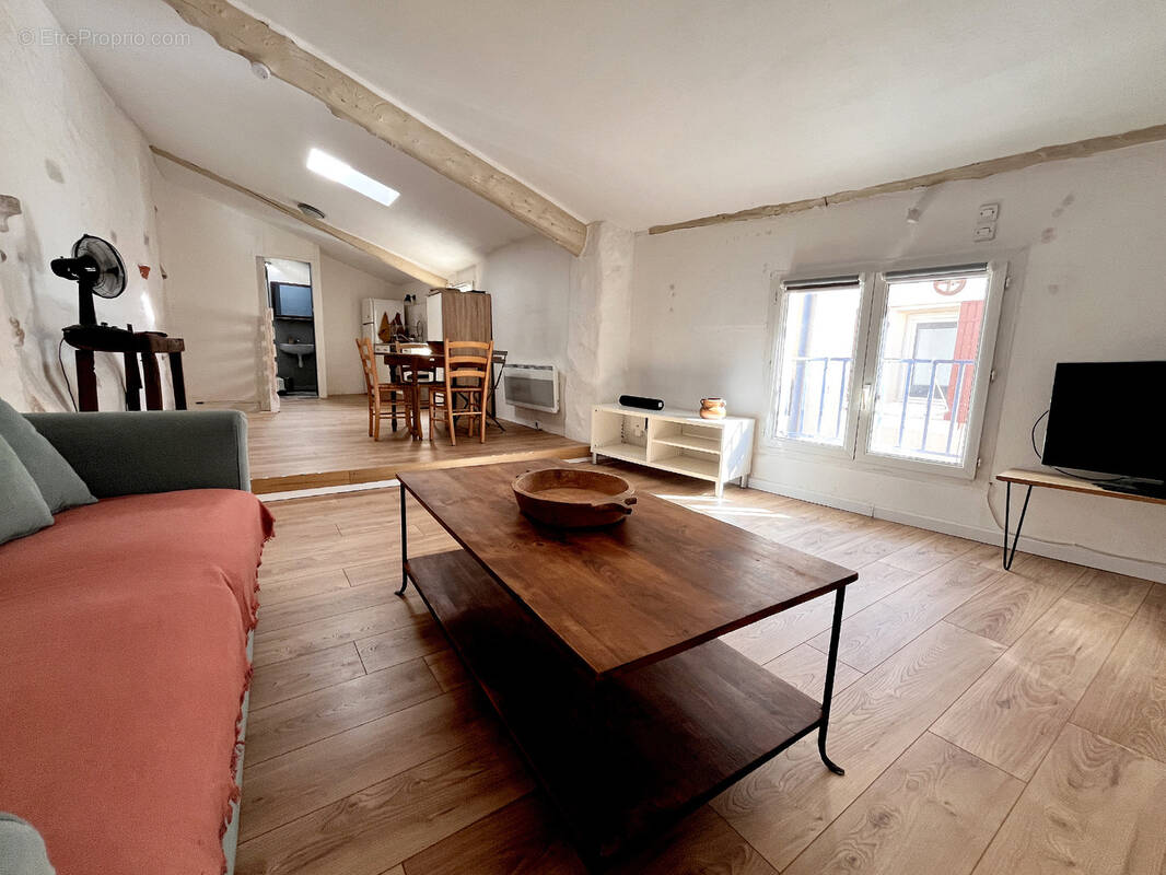 Maison à BEAUMES-DE-VENISE