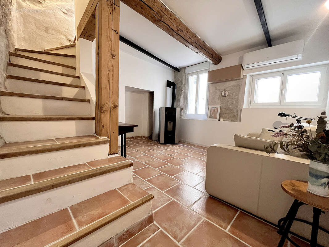 Maison à BEAUMES-DE-VENISE