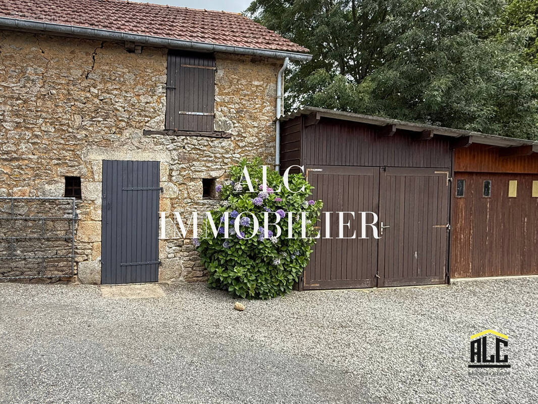 Maison à SAINT-PIERRE-DES-NIDS